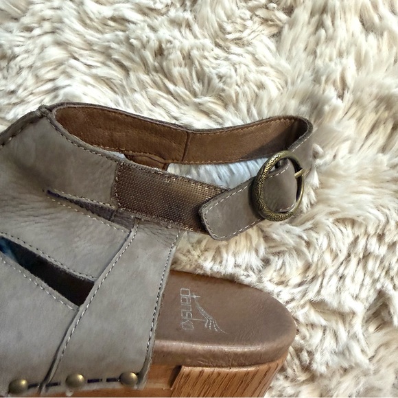DANSKO Demetra Taupe Peep Tow Sandal Sz 39 - Picture 10 of 15